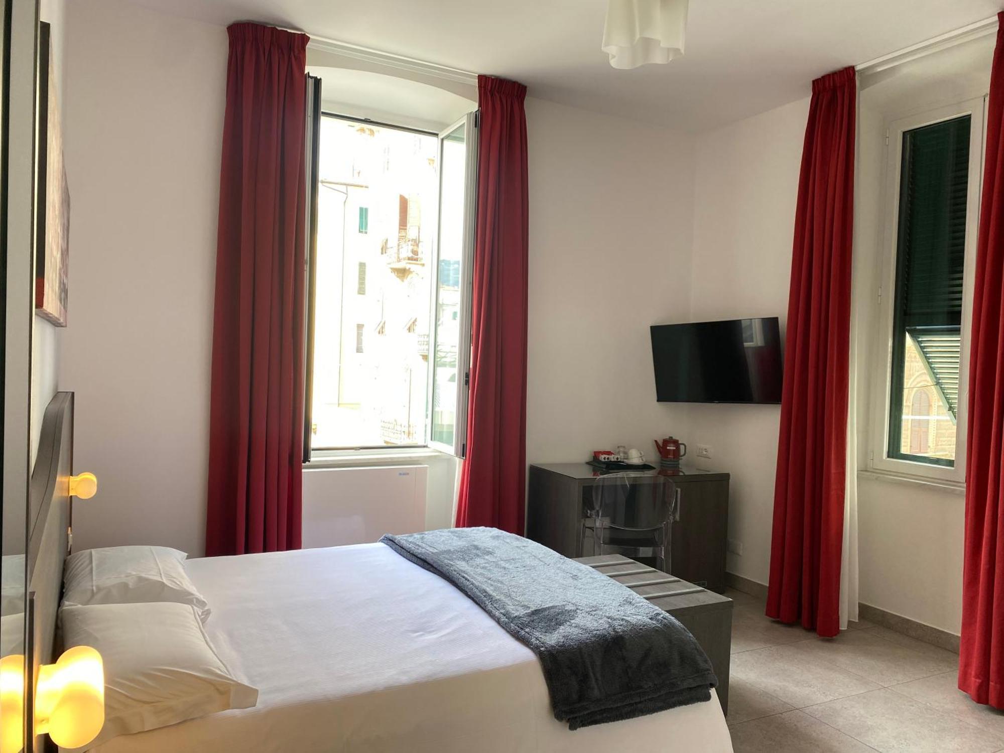 54 Rosselli Rooms La Spezia Eksteriør bilde