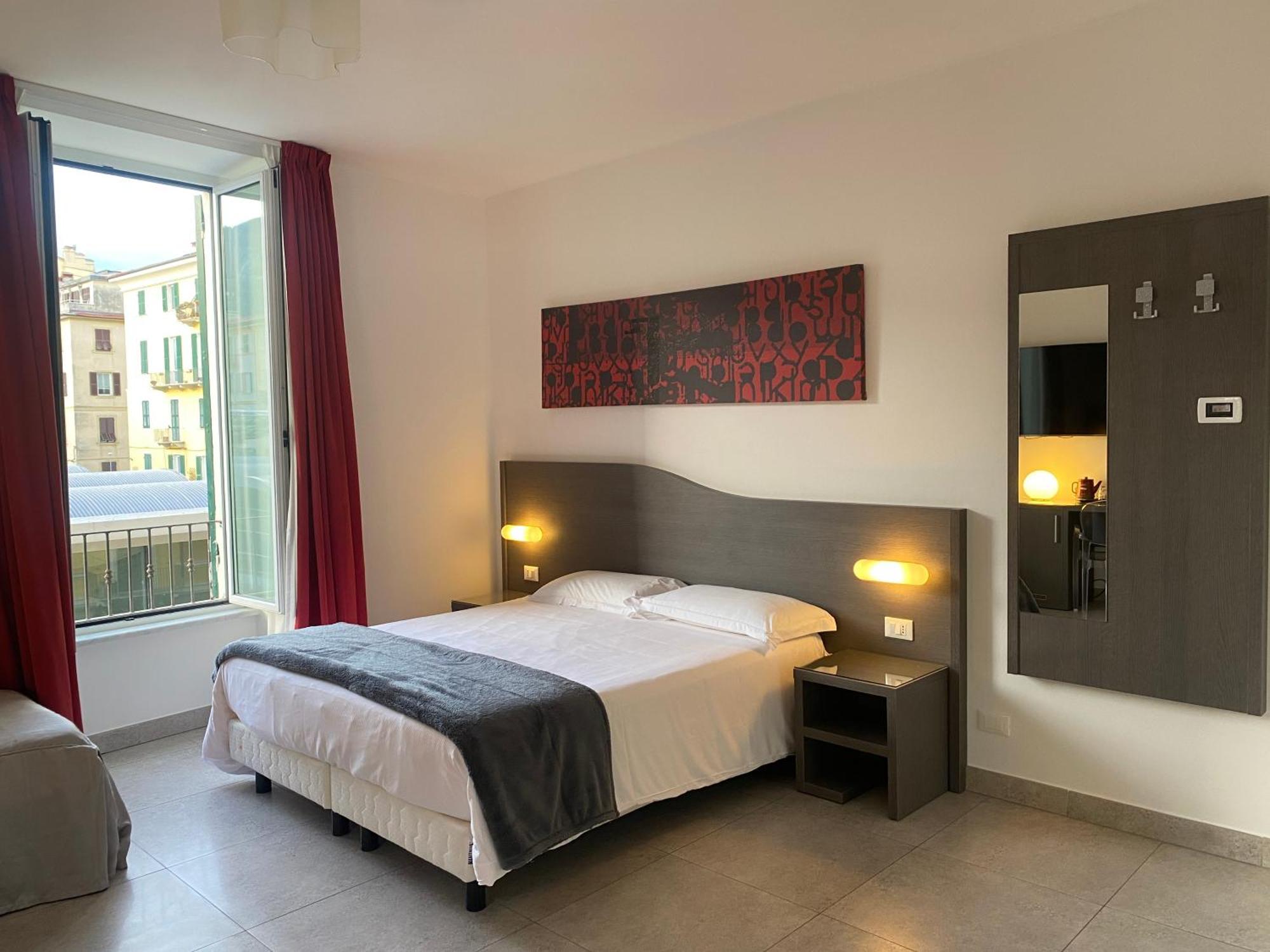 54 Rosselli Rooms La Spezia Eksteriør bilde