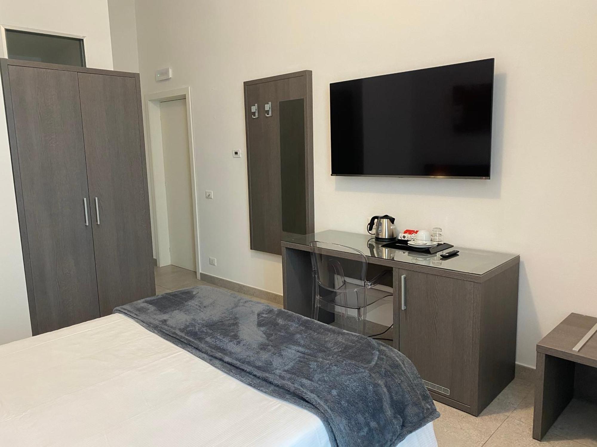 54 Rosselli Rooms La Spezia Eksteriør bilde
