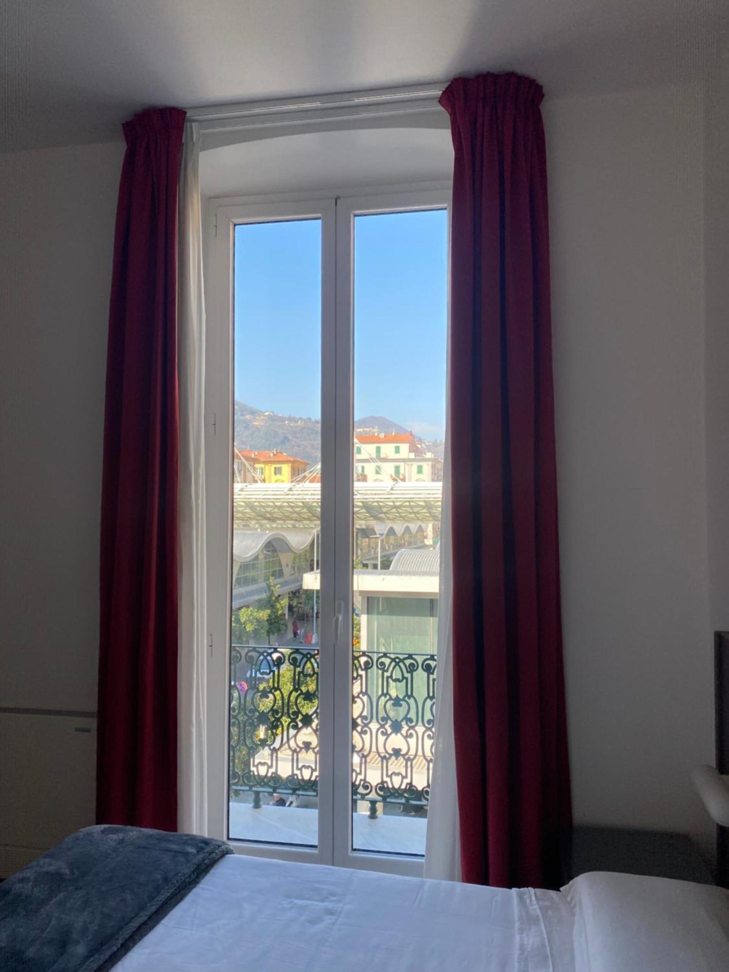 54 Rosselli Rooms La Spezia Eksteriør bilde
